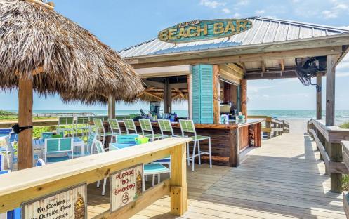Hilton Coco Beach Ocean Front - Beach Bar